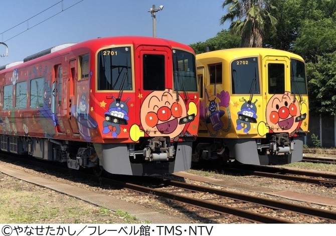 JR四国　土讃線あかい・きいろいアンパンマン列車