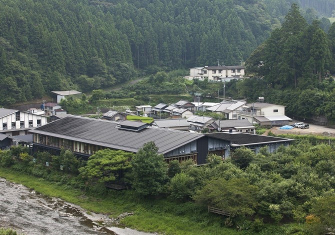 馬路村農業協同組合ゆずの森加工場