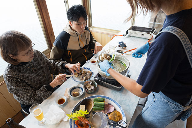 写真:海の上食堂 浮橋2