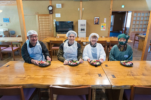 写真:田舎ずしづくり体験（葉山の郷）3